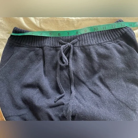 MJ. WATSON Cashmere Jogger - NAVY Size Large - Picture 12 of 15